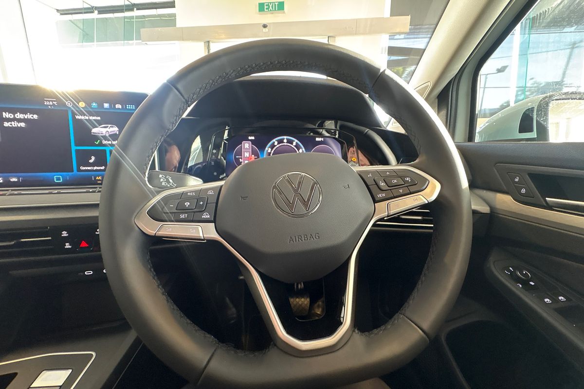 2025 Volkswagen Golf 110TSI Life 8.5
