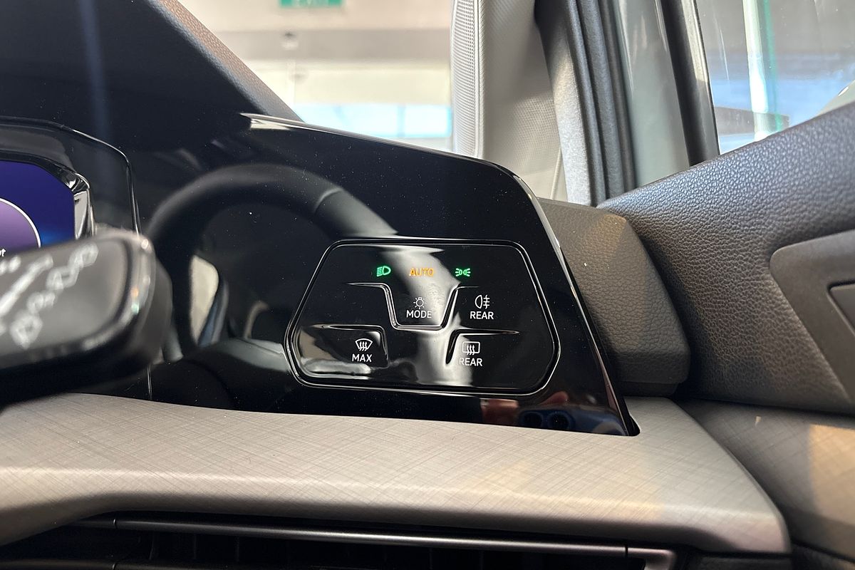 2025 Volkswagen Golf 110TSI Life 8.5