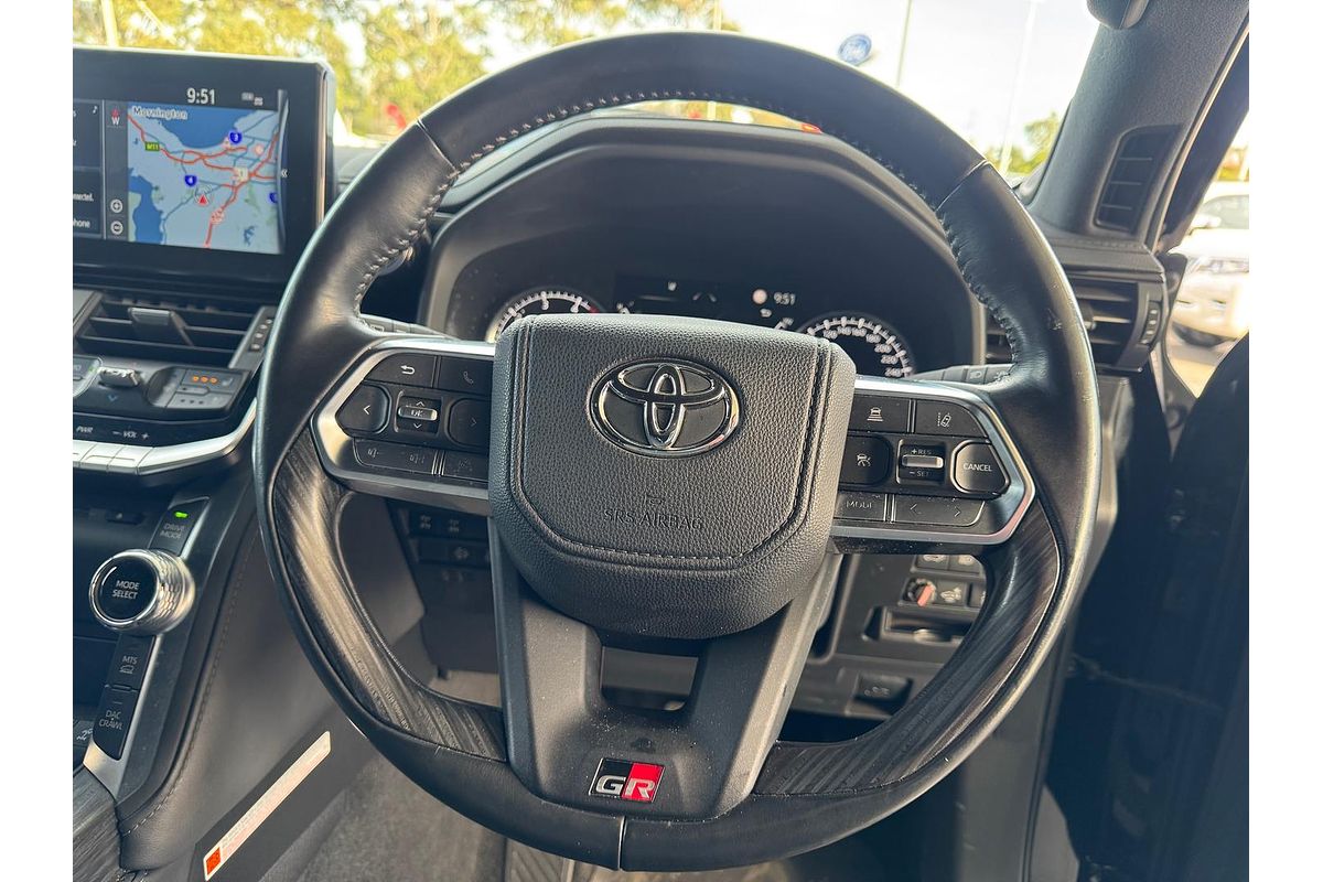 2023 Toyota Landcruiser GR Sport FJA300R
