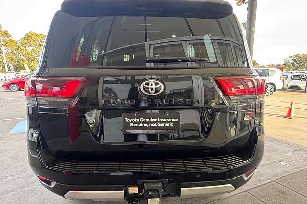 2023 Toyota Landcruiser GR Sport FJA300R