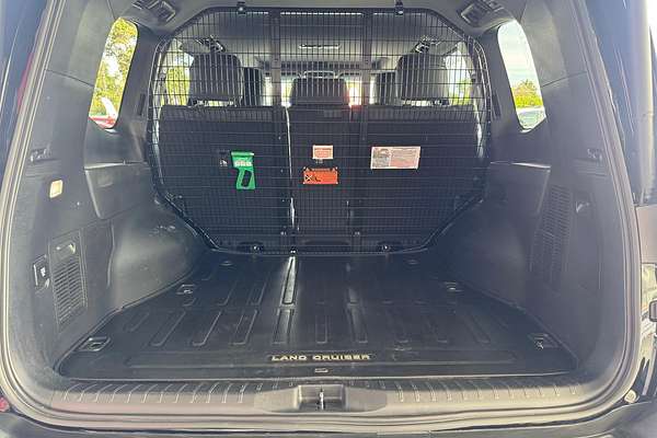 2023 Toyota Landcruiser GR Sport FJA300R