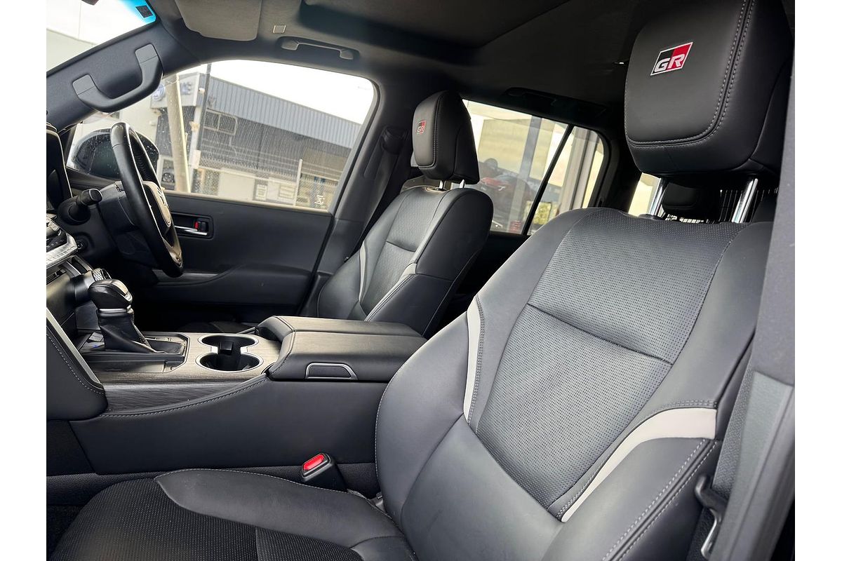2023 Toyota Landcruiser GR Sport FJA300R