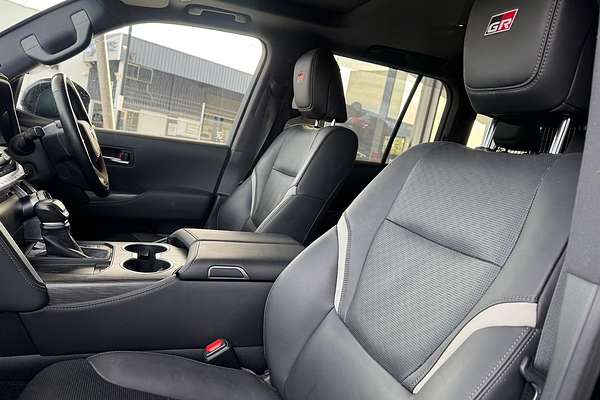 2023 Toyota Landcruiser GR Sport FJA300R