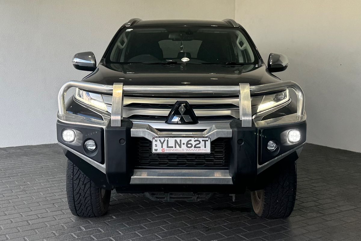 2022 Mitsubishi Pajero Sport GLS QF