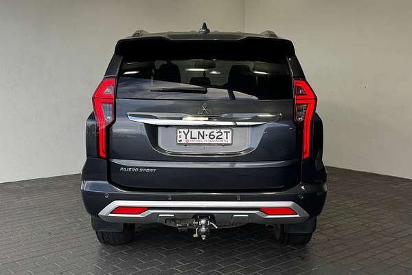 2022 Mitsubishi Pajero Sport GLS QF
