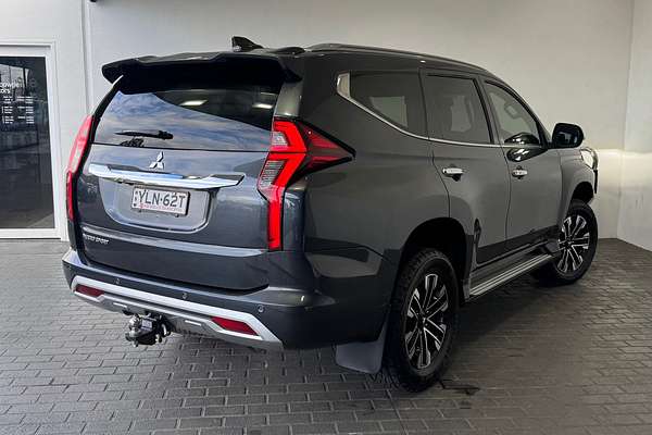 2022 Mitsubishi Pajero Sport GLS QF