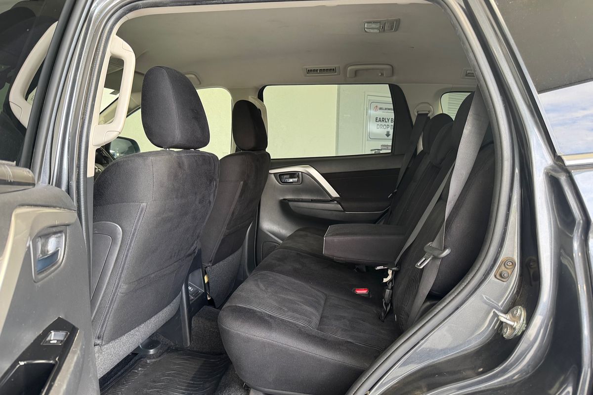 2022 Mitsubishi Pajero Sport GLS QF