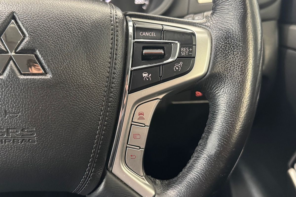2022 Mitsubishi Pajero Sport GLS QF