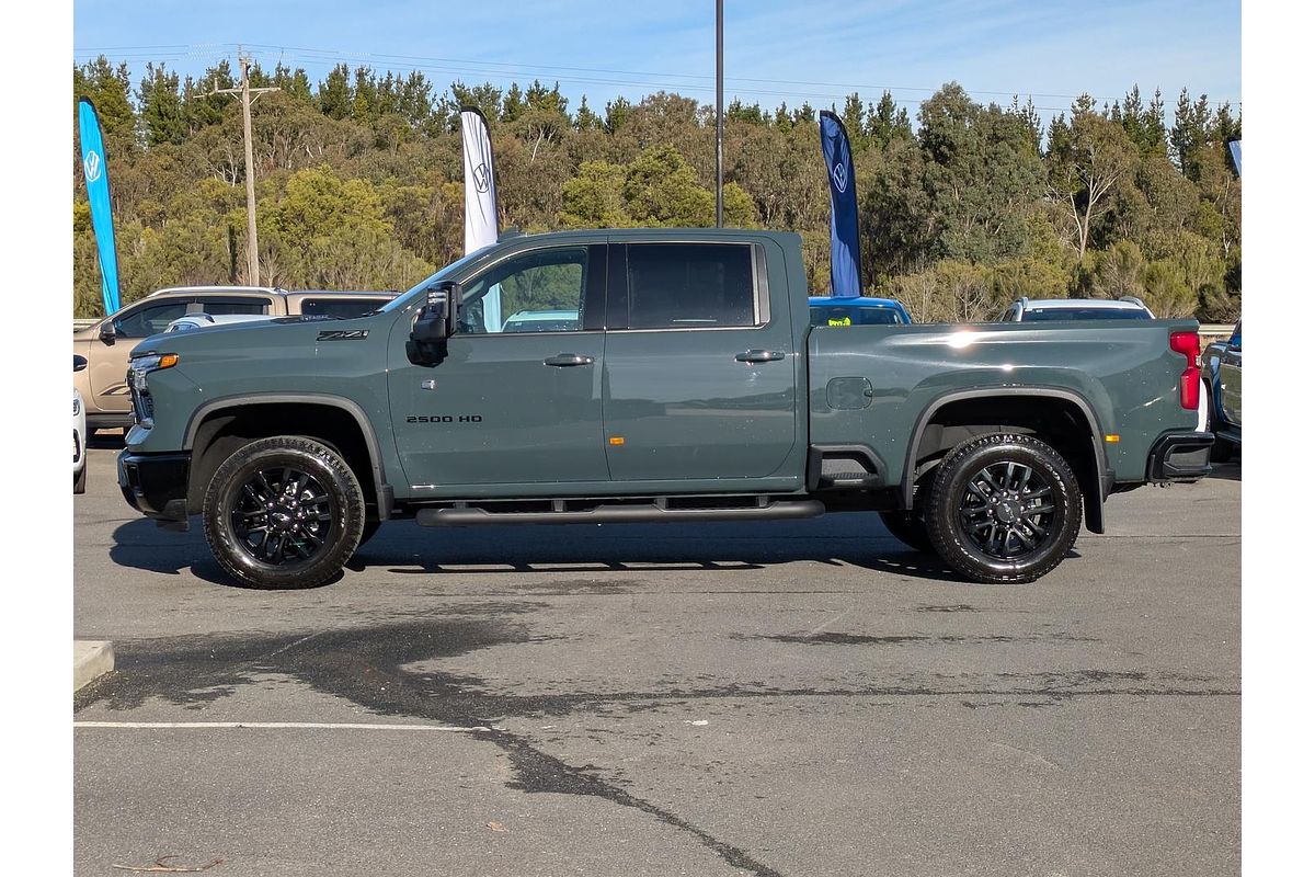 2025 Chevrolet Silverado HD LTZ Premium W/Tech Pack T1 4X4