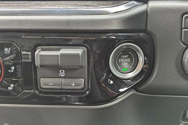 2025 Chevrolet Silverado HD LTZ Premium W/Tech Pack T1 4X4