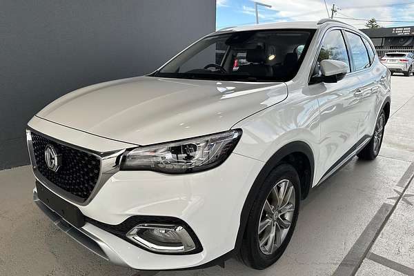 2022 MG HS Vibe SAS23