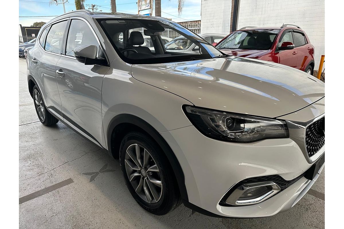 2022 MG HS Vibe SAS23