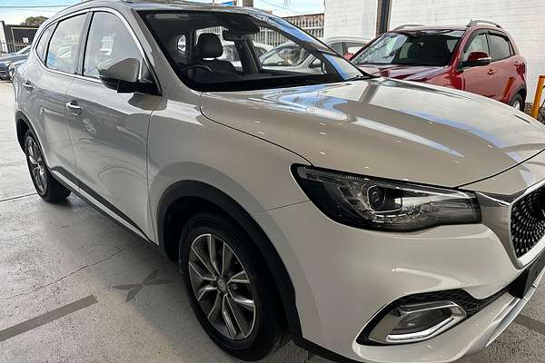 2022 MG HS Vibe SAS23