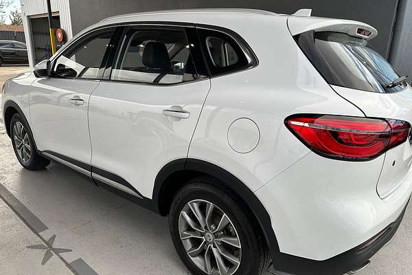 2022 MG HS Vibe SAS23
