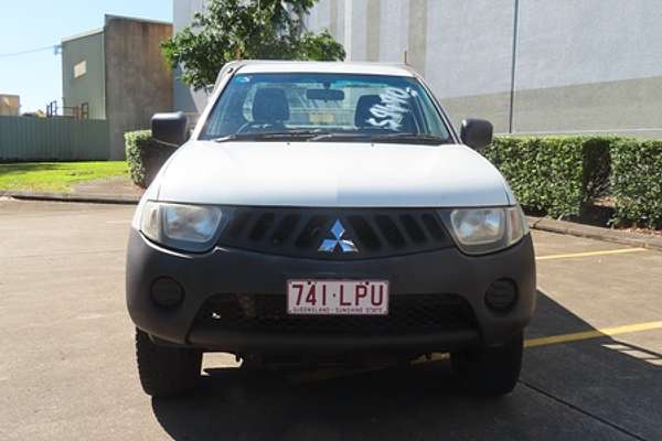 2009 Mitsubishi Triton GLX ML 4X4