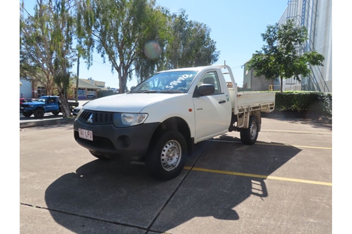 2009 Mitsubishi Triton GLX ML 4X4