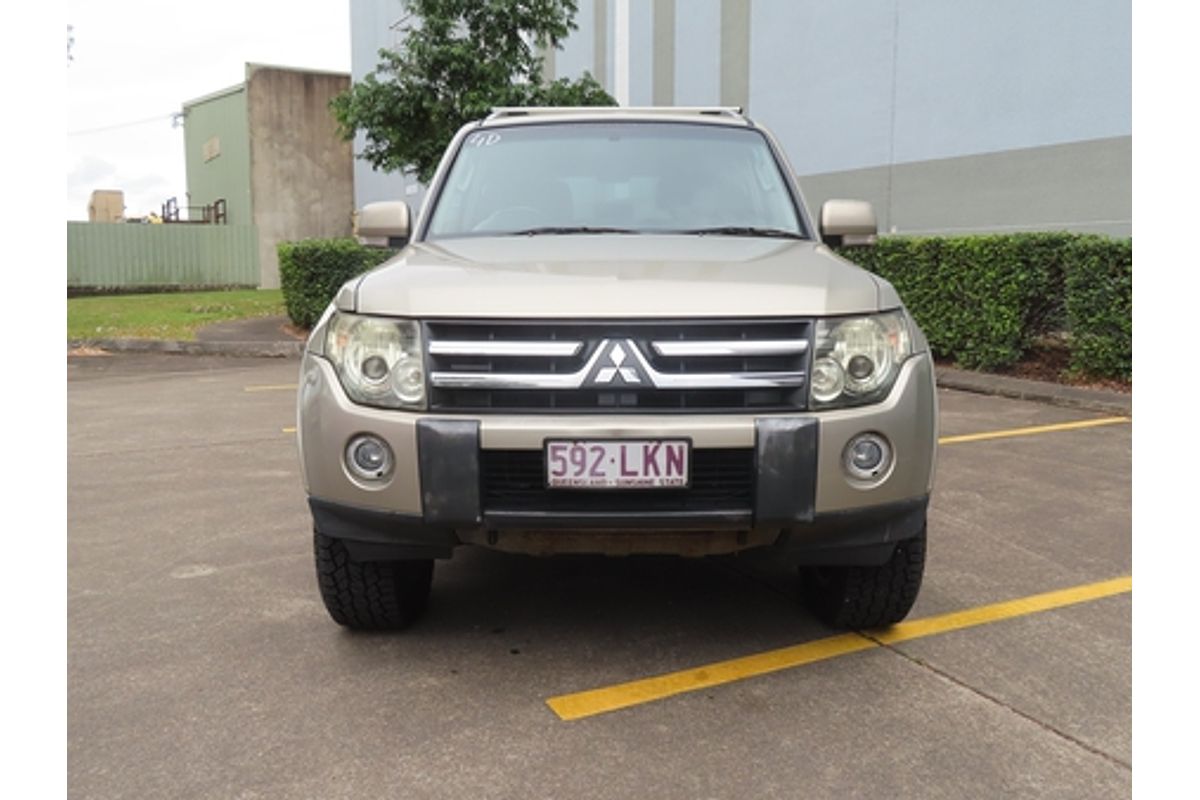 2008 Mitsubishi Pajero 25th Anniversary NS