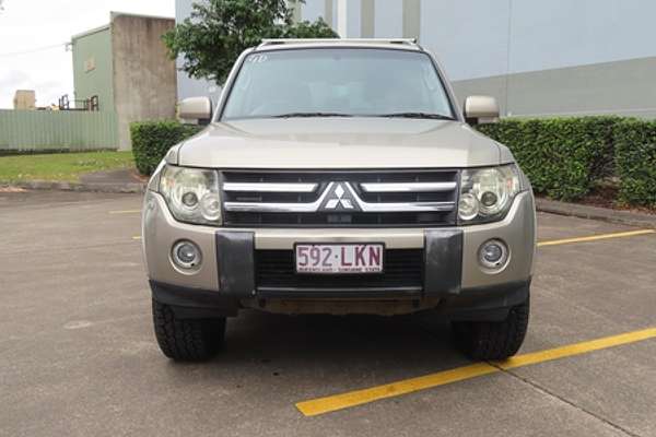 2008 Mitsubishi Pajero 25th Anniversary NS