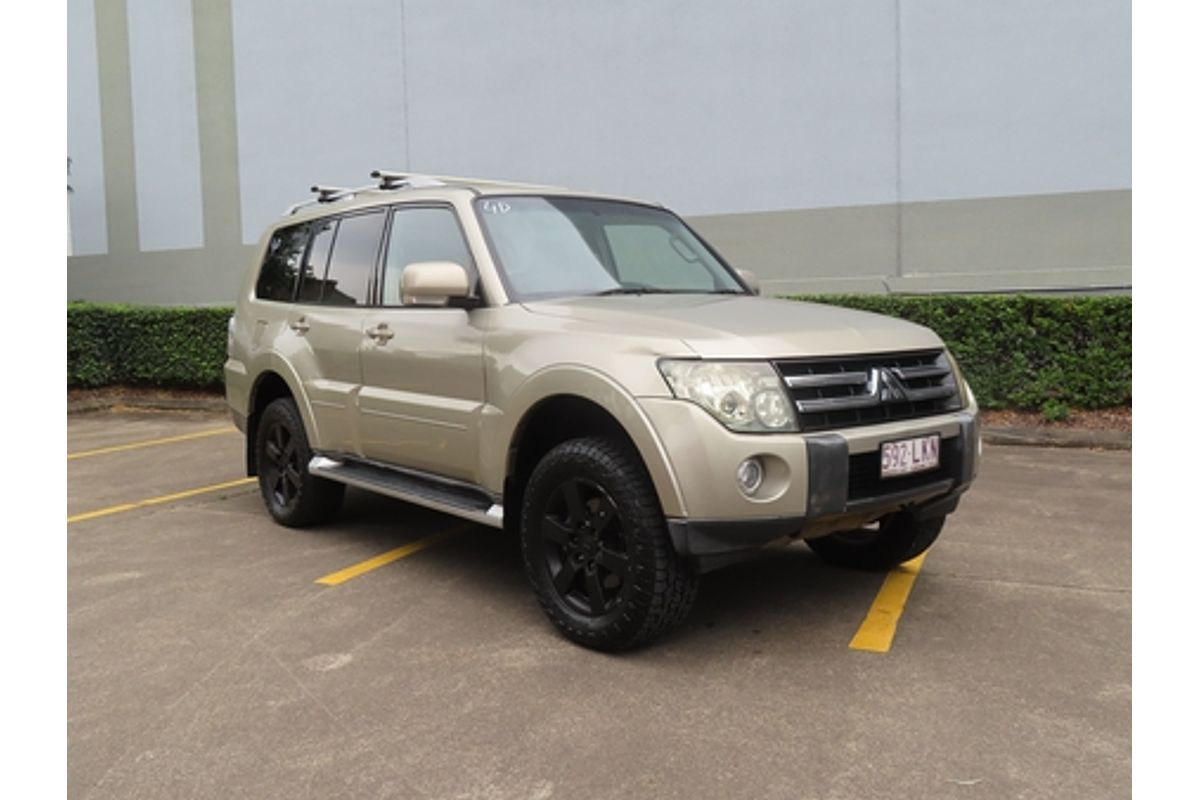 2008 Mitsubishi Pajero 25th Anniversary NS