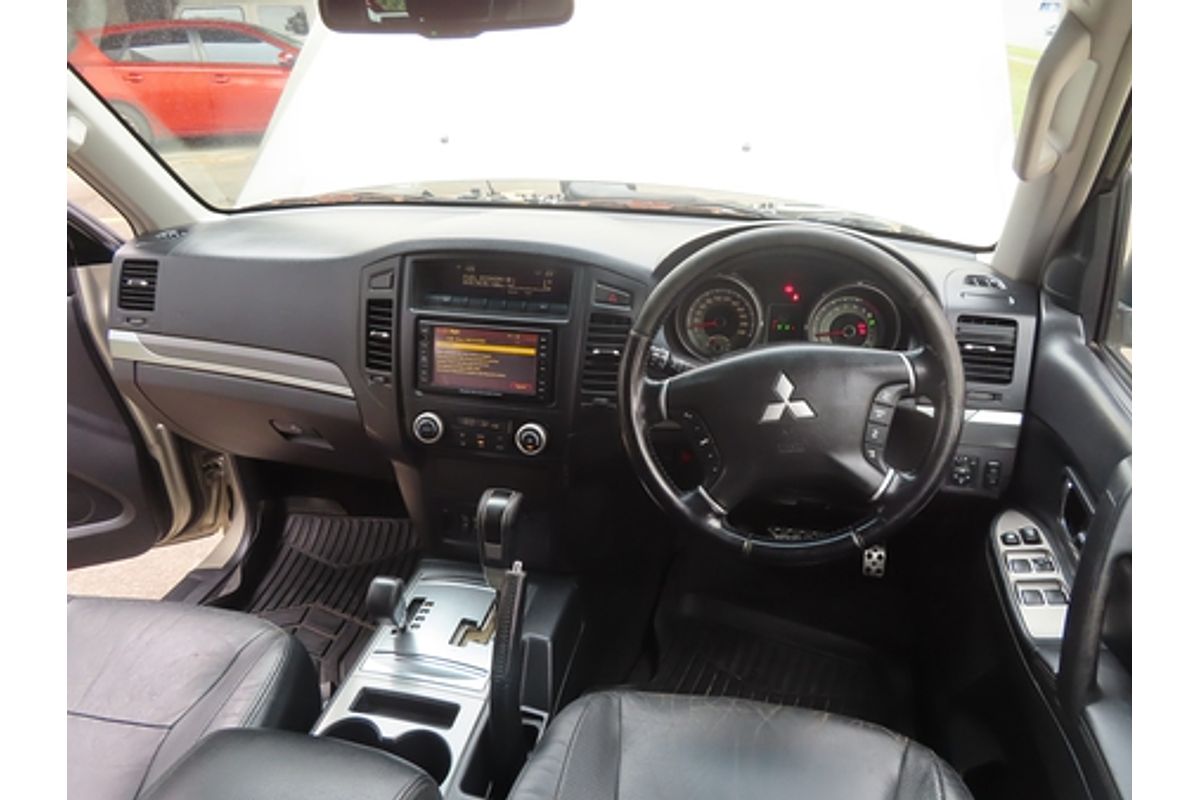 2008 Mitsubishi Pajero 25th Anniversary NS
