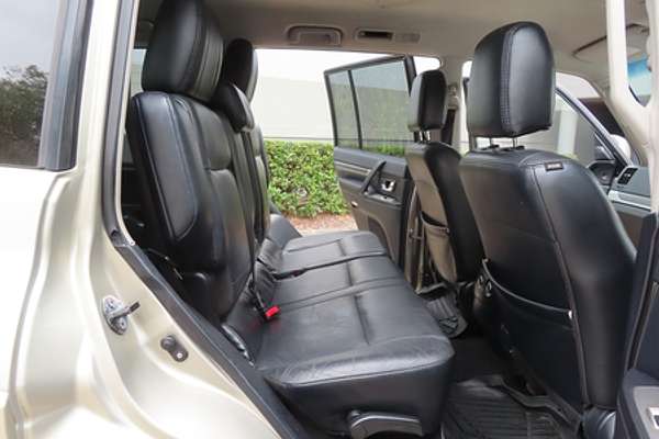 2008 Mitsubishi Pajero 25th Anniversary NS