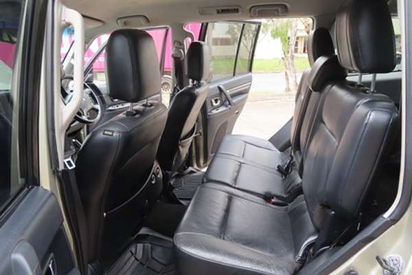 2008 Mitsubishi Pajero 25th Anniversary NS