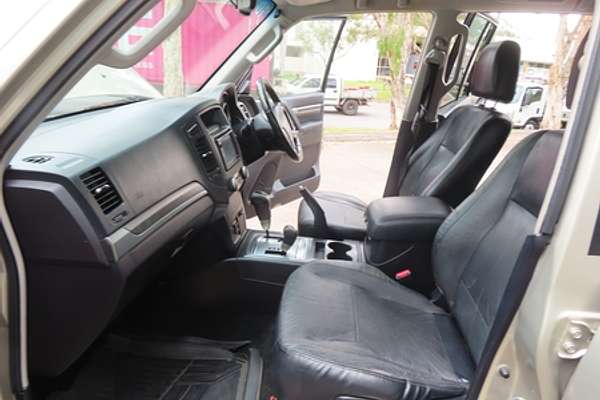 2008 Mitsubishi Pajero 25th Anniversary NS