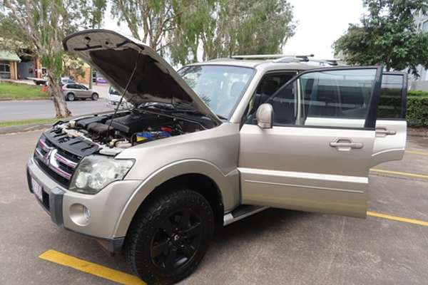 2008 Mitsubishi Pajero 25th Anniversary NS