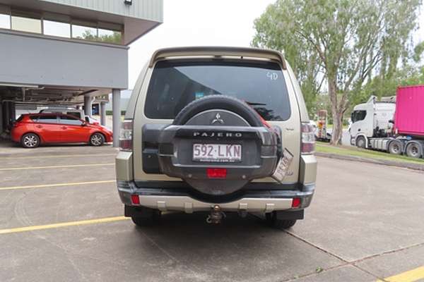 2008 Mitsubishi Pajero 25th Anniversary NS