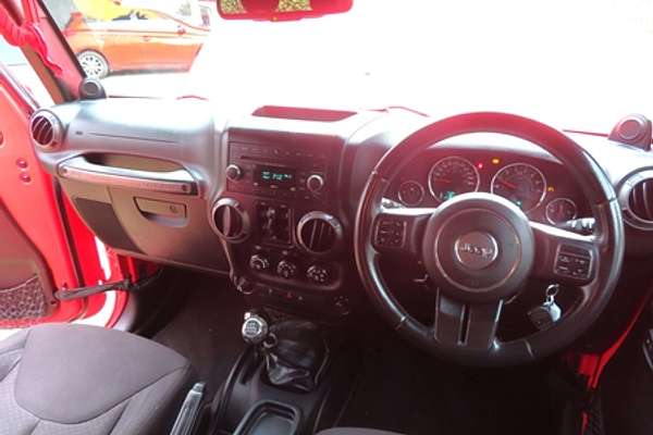 2013 Jeep Wrangler Unlimited Sport JK