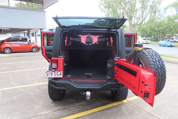 2013 Jeep Wrangler Unlimited Sport JK