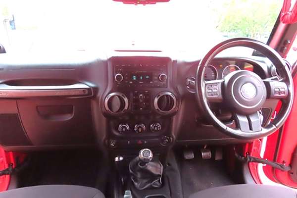 2013 Jeep Wrangler Unlimited Sport JK