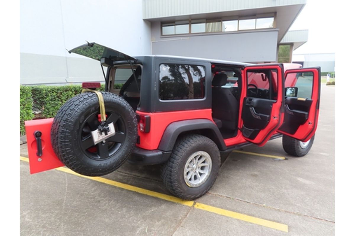 2013 Jeep Wrangler Unlimited Sport JK