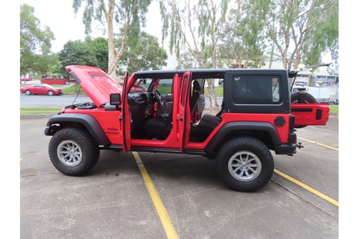 2013 Jeep Wrangler Unlimited Sport JK