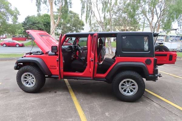 2013 Jeep Wrangler Unlimited Sport JK