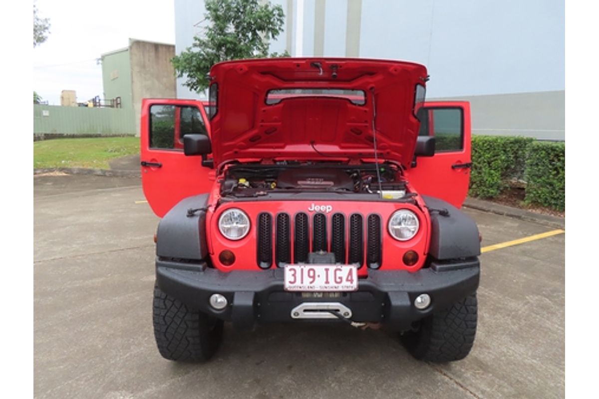 2013 Jeep Wrangler Unlimited Sport JK