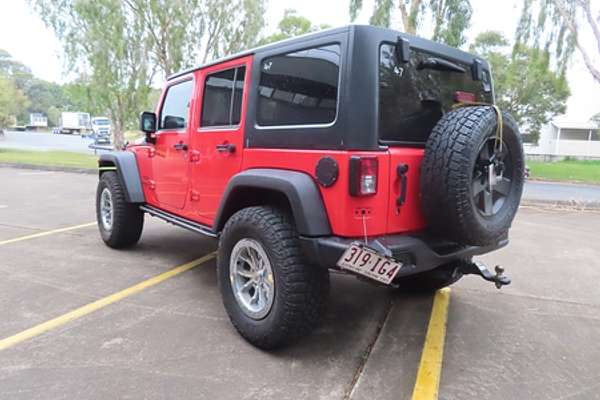 2013 Jeep Wrangler Unlimited Sport JK