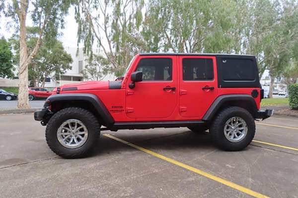 2013 Jeep Wrangler Unlimited Sport JK