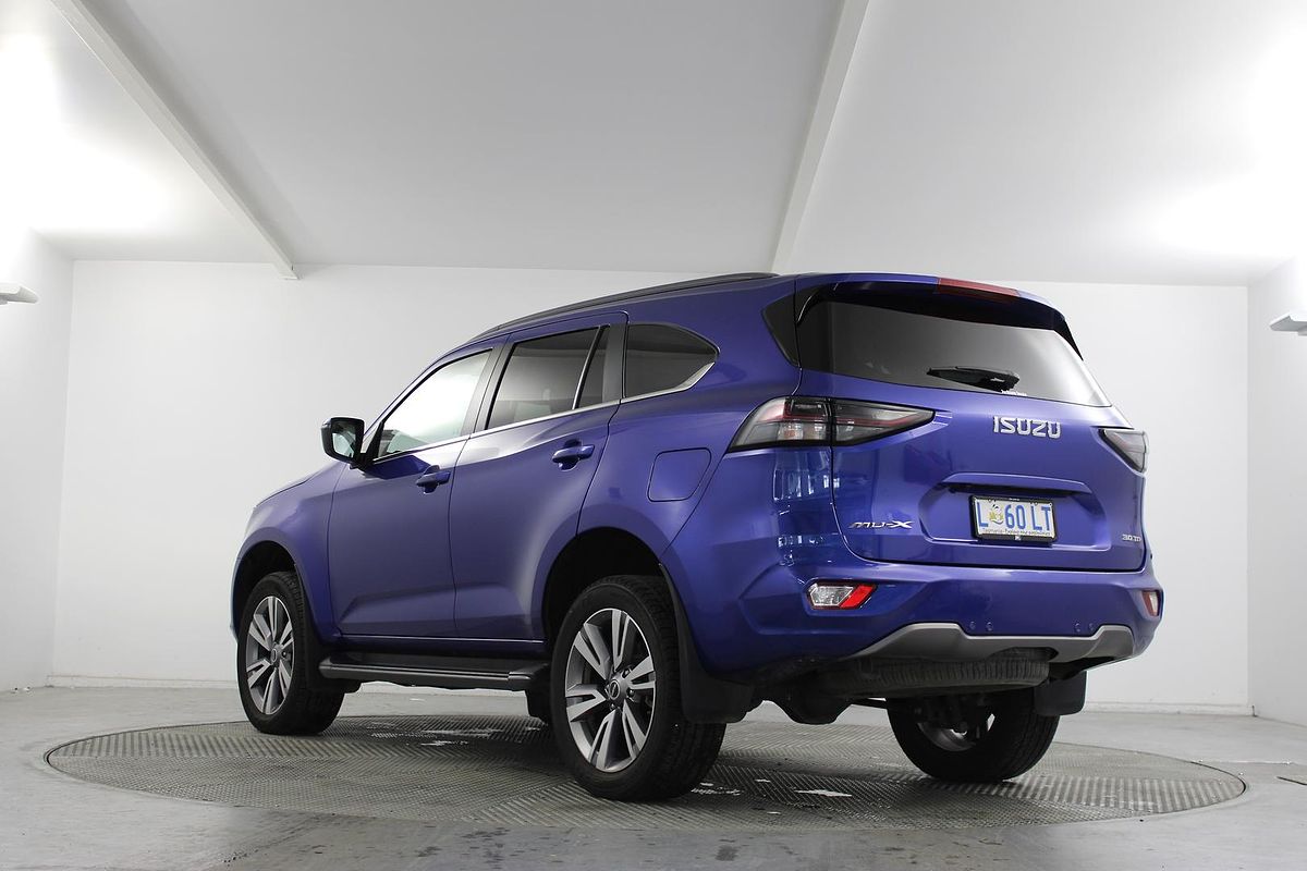 2023 Isuzu MU-X LS-T