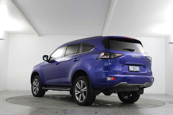 2023 Isuzu MU-X LS-T
