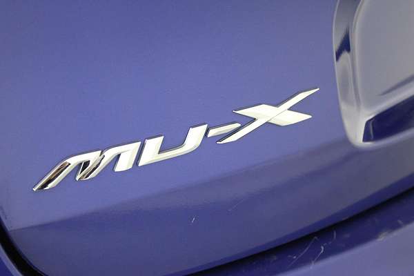 2023 Isuzu MU-X LS-T
