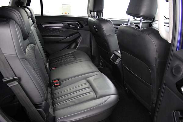 2023 Isuzu MU-X LS-T