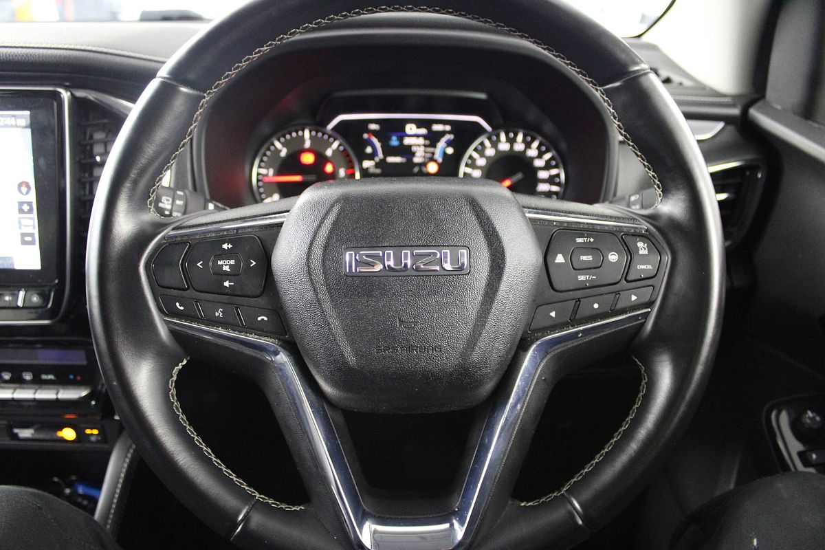 2023 Isuzu MU-X LS-T
