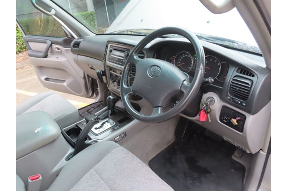2007 Toyota Landcruiser GXL UZJ100R