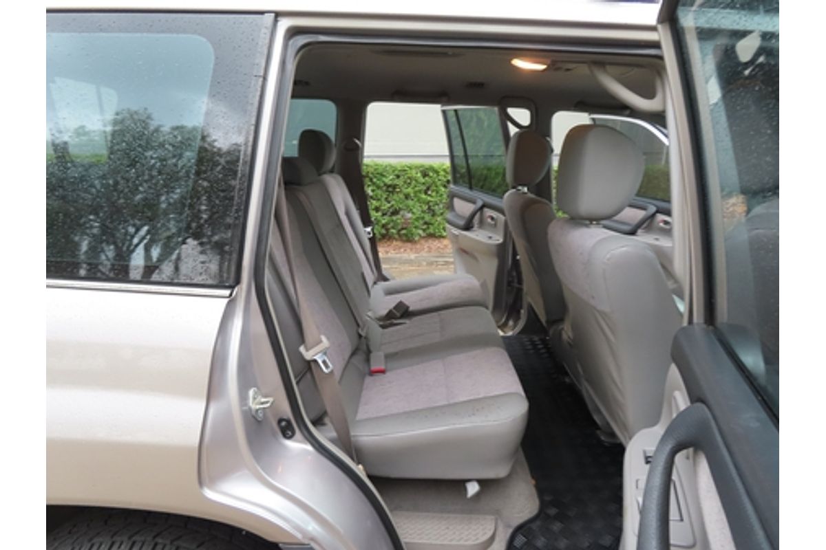 2007 Toyota Landcruiser GXL UZJ100R