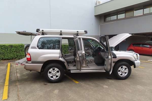 2007 Toyota Landcruiser GXL UZJ100R