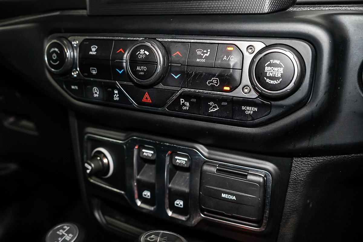 2019 Jeep Wrangler Sport S JL