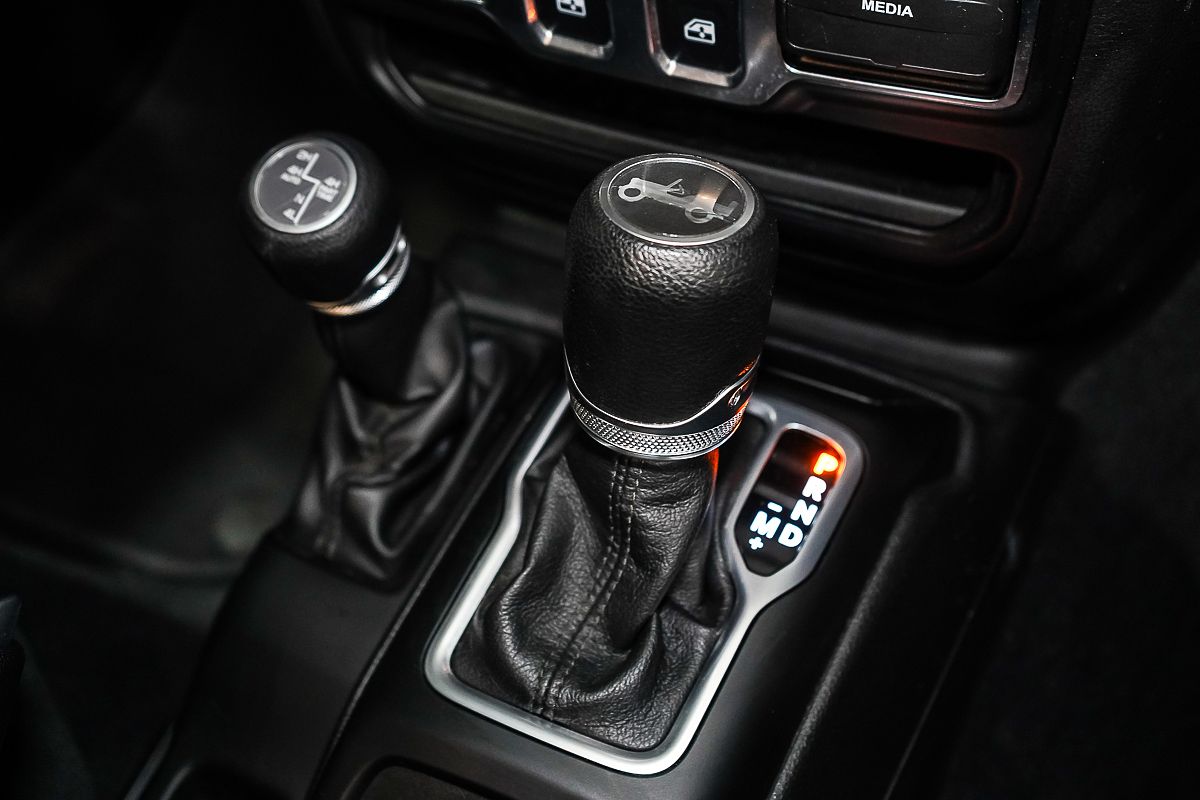 2019 Jeep Wrangler Sport S JL