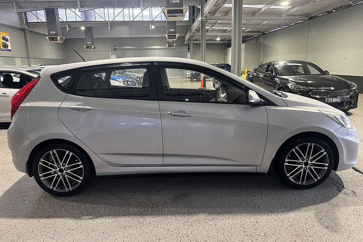 2016 Hyundai Accent Active RB4