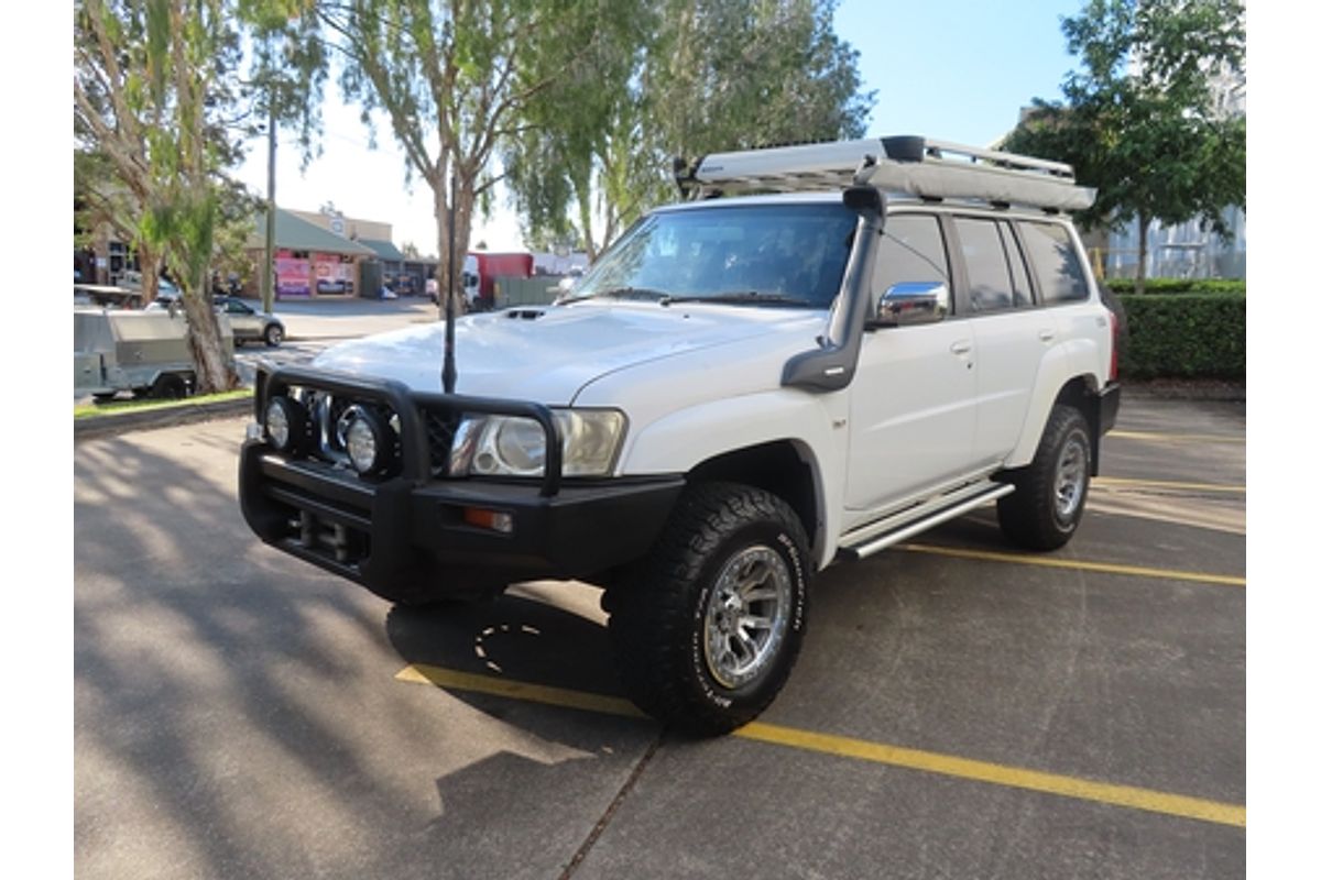 2005 Nissan Patrol ST-S GU IV
